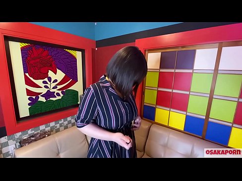 ❤️ Cutie Japanese oo leh naaso waaweyn ayaa ku siigeysto alaabada galmoodka waxayna leedahay kacsi. Waxay ka hadlaysaa waraysi ku saabsan waayo-aragnimadeeda foosha xun. Naaso waaweyn iyo maxdi timo leh oo aad u barooranaya. Osakaporn ☑  anaga ️❤