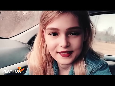 ❤️ Ilmaha kacsiga leh ayaa si farxad leh u nuugay kaadhka dhimista ☑ anaga ️❤